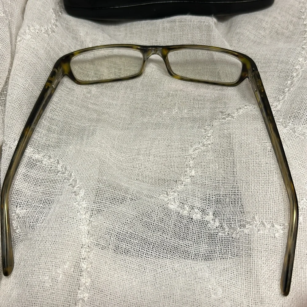 Ray-Ban frames with case